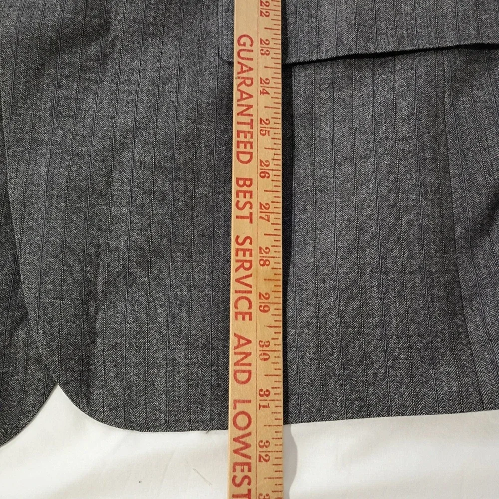 Hart Schaffner Marx Blazer Mens 42R Gray Wool Pinstripe Peak Sport Coat USA
